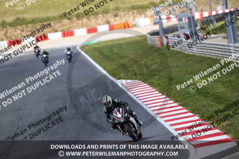 cadwell no limits trackday;cadwell park;cadwell park photographs;cadwell trackday photographs;enduro digital images;event digital images;eventdigitalimages;navarra;no limits trackdays;peter wileman photography;racing digital images;trackday digital images;trackday photos